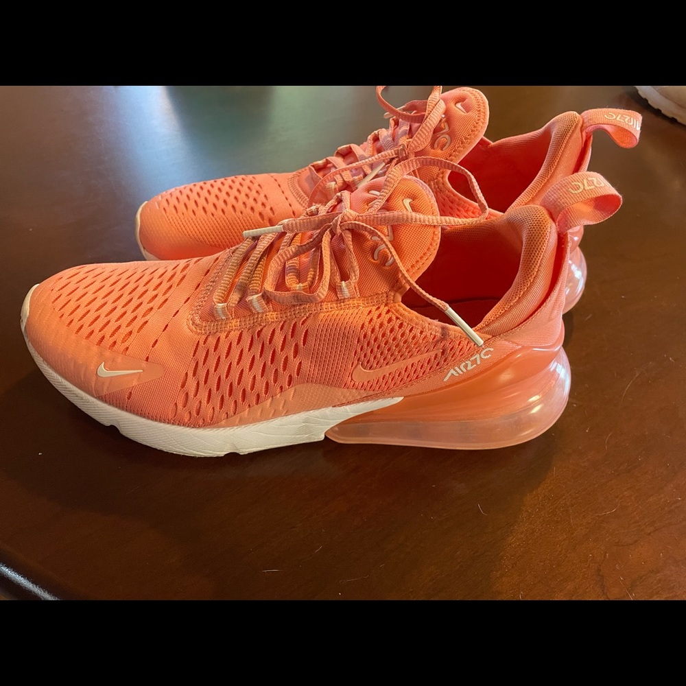 Women’s Nike Air Max 270